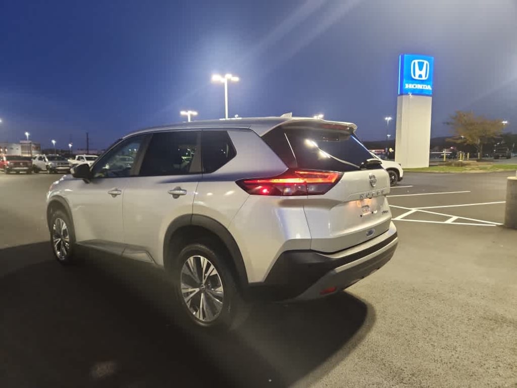 Used 2023 Nissan Rogue SV SUV