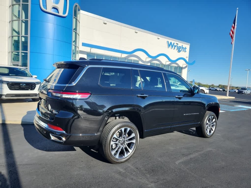 Used 2023 Jeep Grand Cherokee L Overland SUV