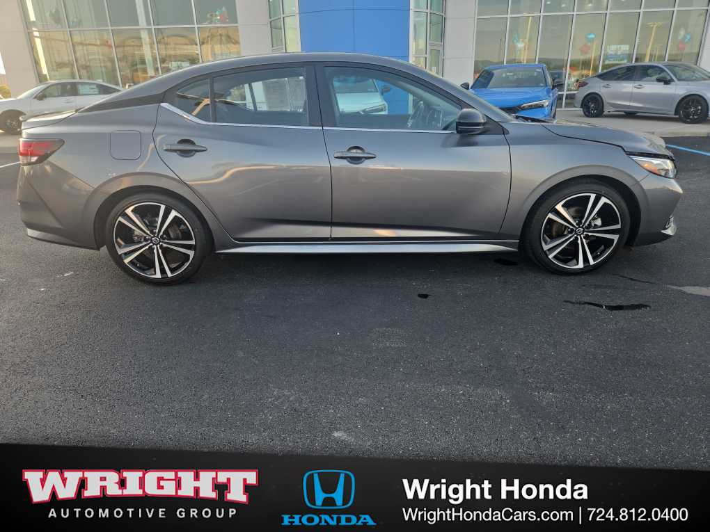 2021 Nissan Sentra SR CVT's photo