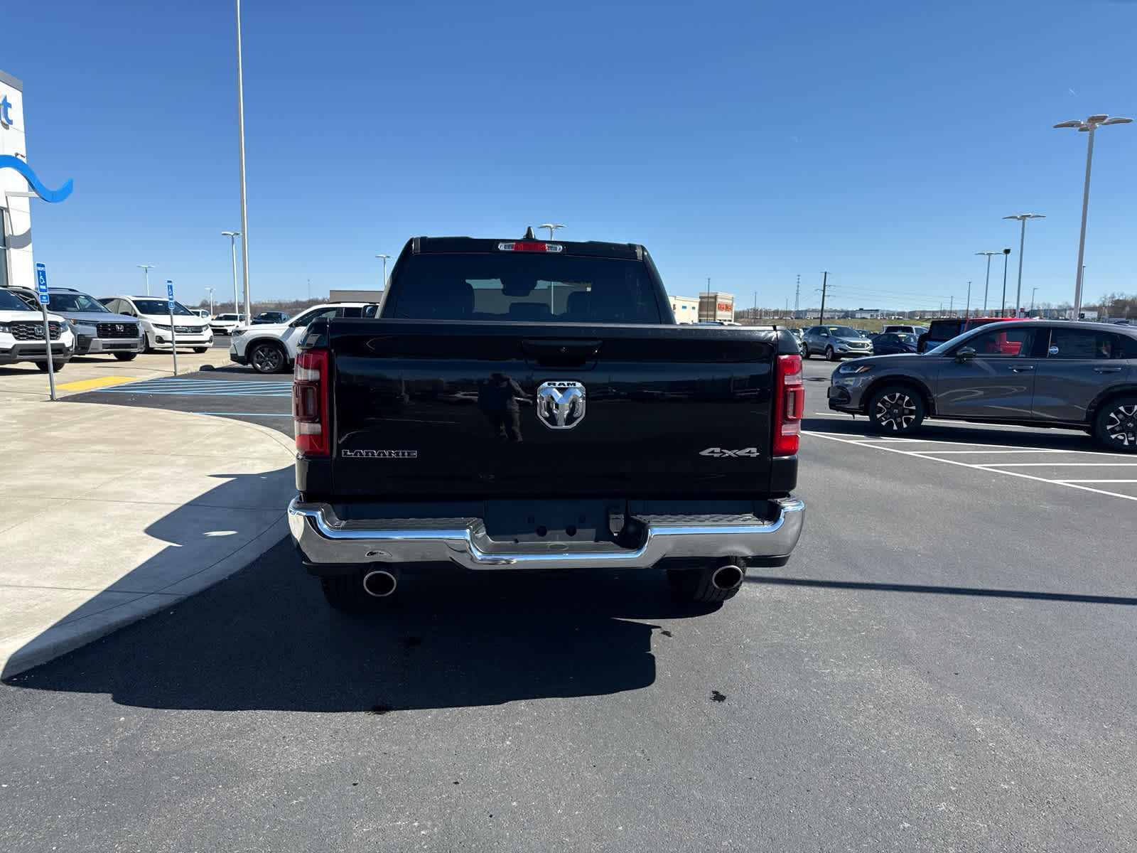 2024 RAM Ram 1500 Pickup Laramie - Photo 9