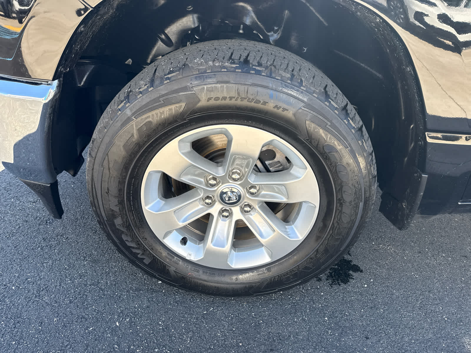 2024 RAM Ram 1500 Pickup Laramie - Photo 18