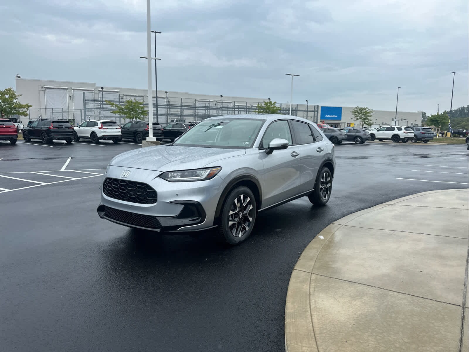 2026 Honda HR-V EX-L photo 4