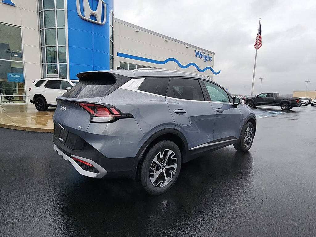 Used 2023 Kia Sportage EX SUV