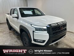 2025 Nissan Frontier PRO-4X Truck Crew Cab