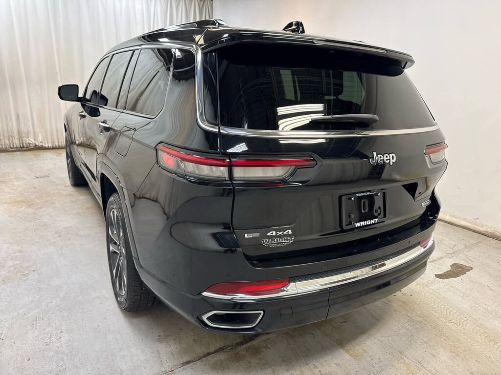 Used 2023 Jeep Grand Cherokee L Overland SUV