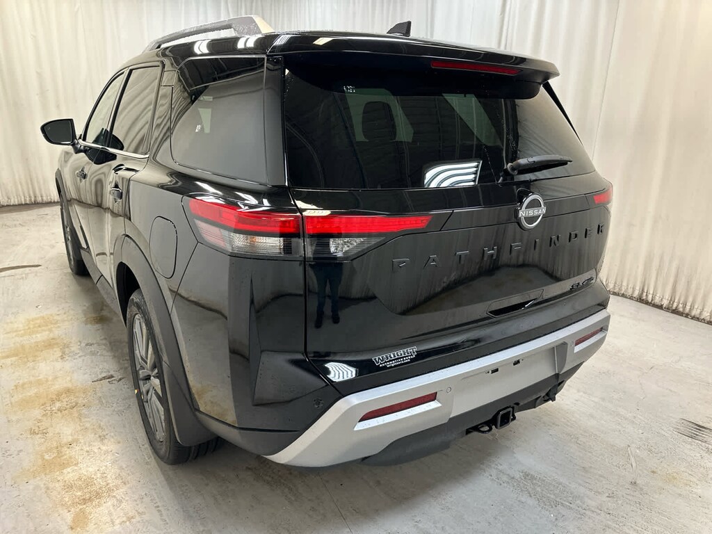 New 2025 Nissan Pathfinder SL SUV