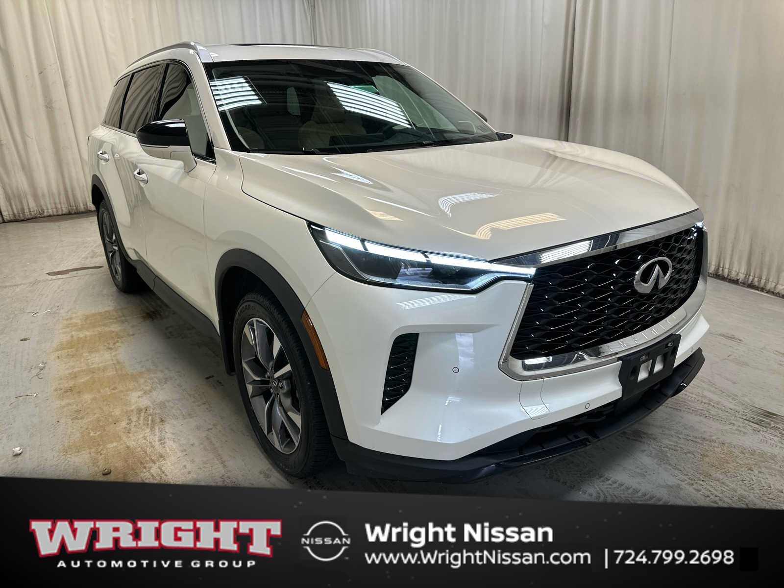 2023 INFINITI QX60 LUXE