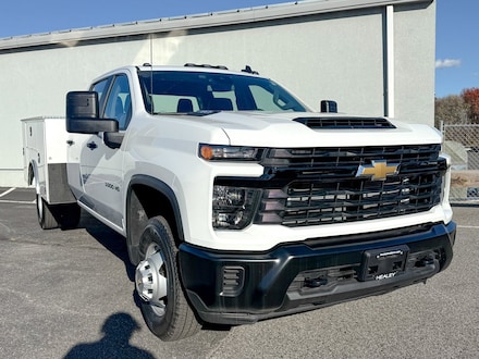 2025 Chevrolet Silverado 3500 HD Chassis Cab Work Truck Truck Crew Cab