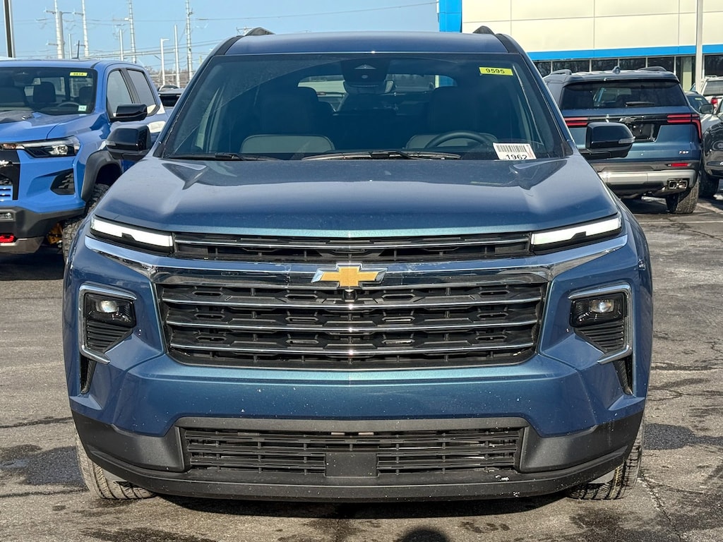 New 2026 Chevrolet Traverse LT SUV