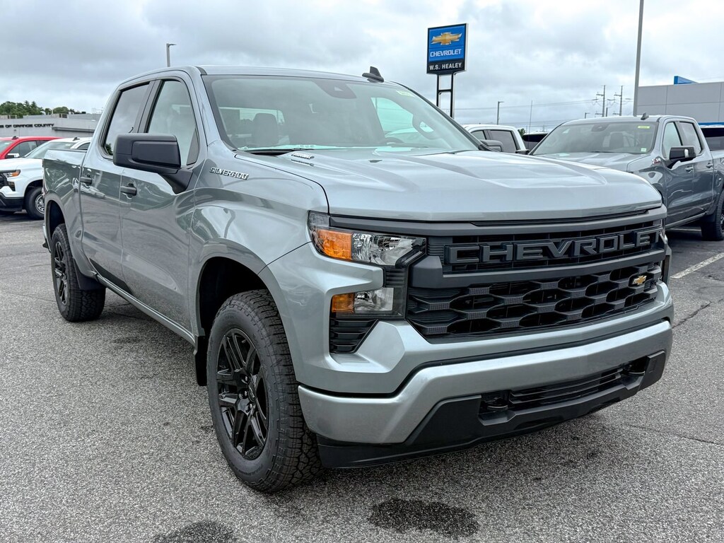 New 2026 Chevrolet Silverado 1500 Custom Truck Crew Cab