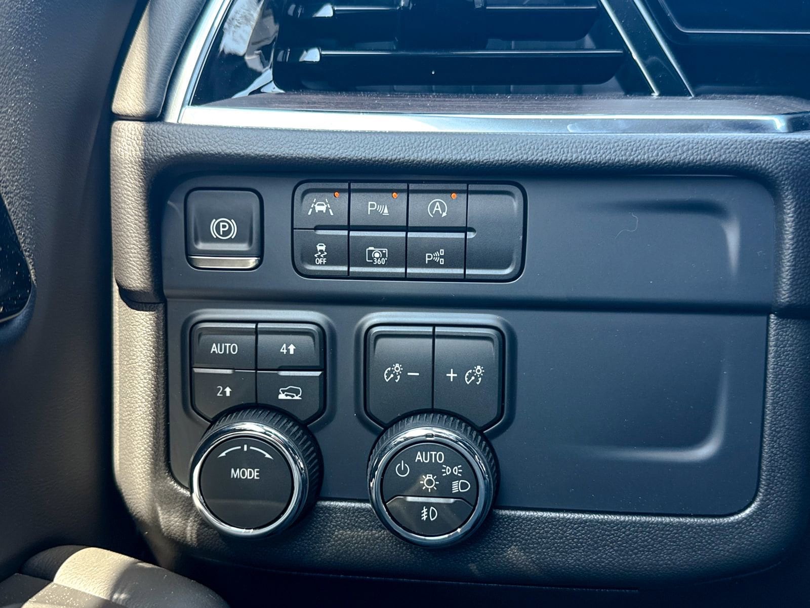 2026 Chevrolet Tahoe LT - Photo 45