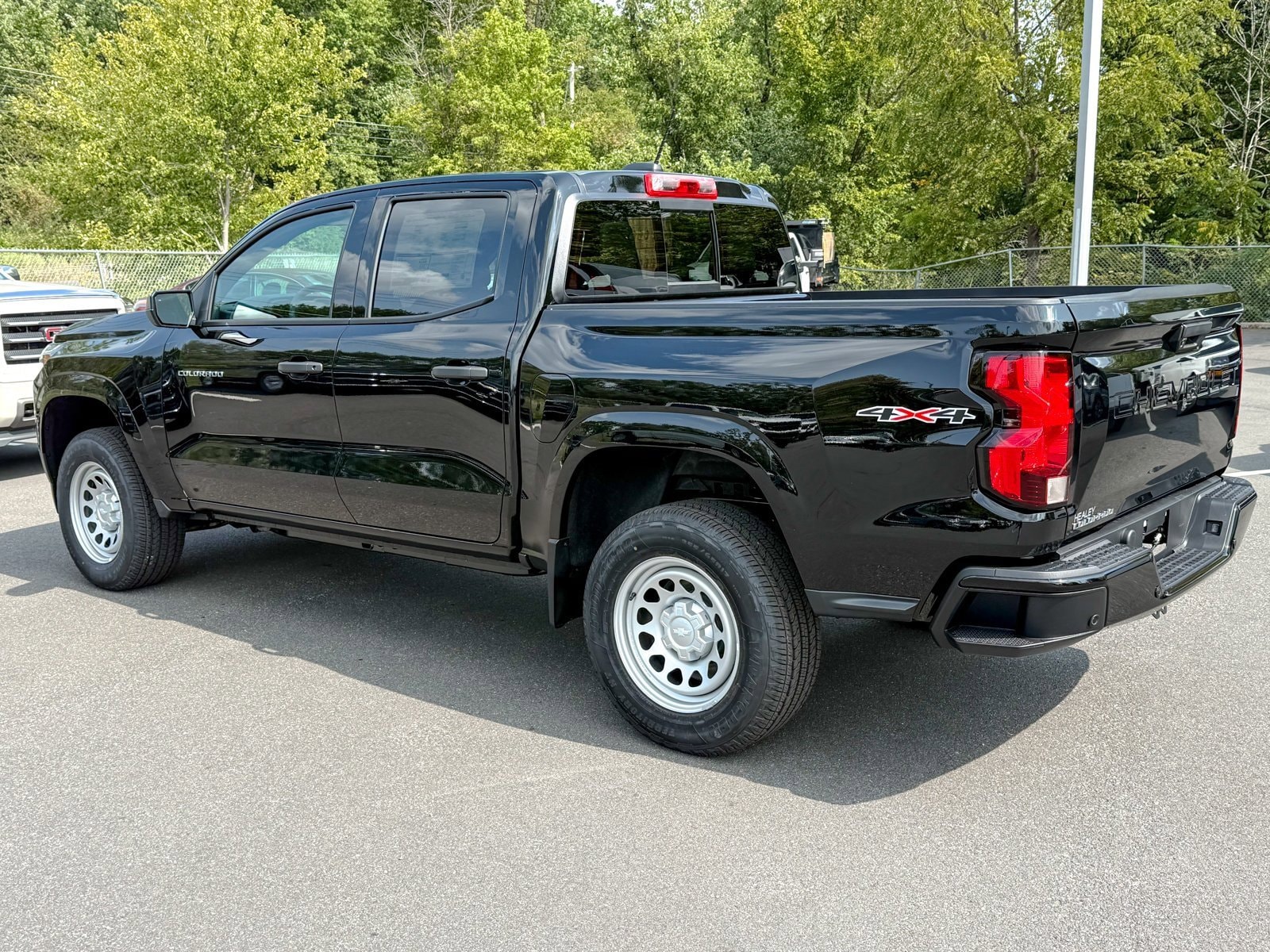 2026 Chevrolet Colorado Work Truck photo 2