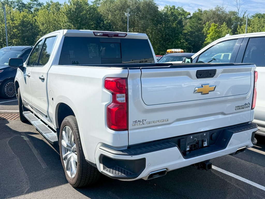 Used 2022 Chevrolet Silverado 1500 High Country Truck Crew Cab