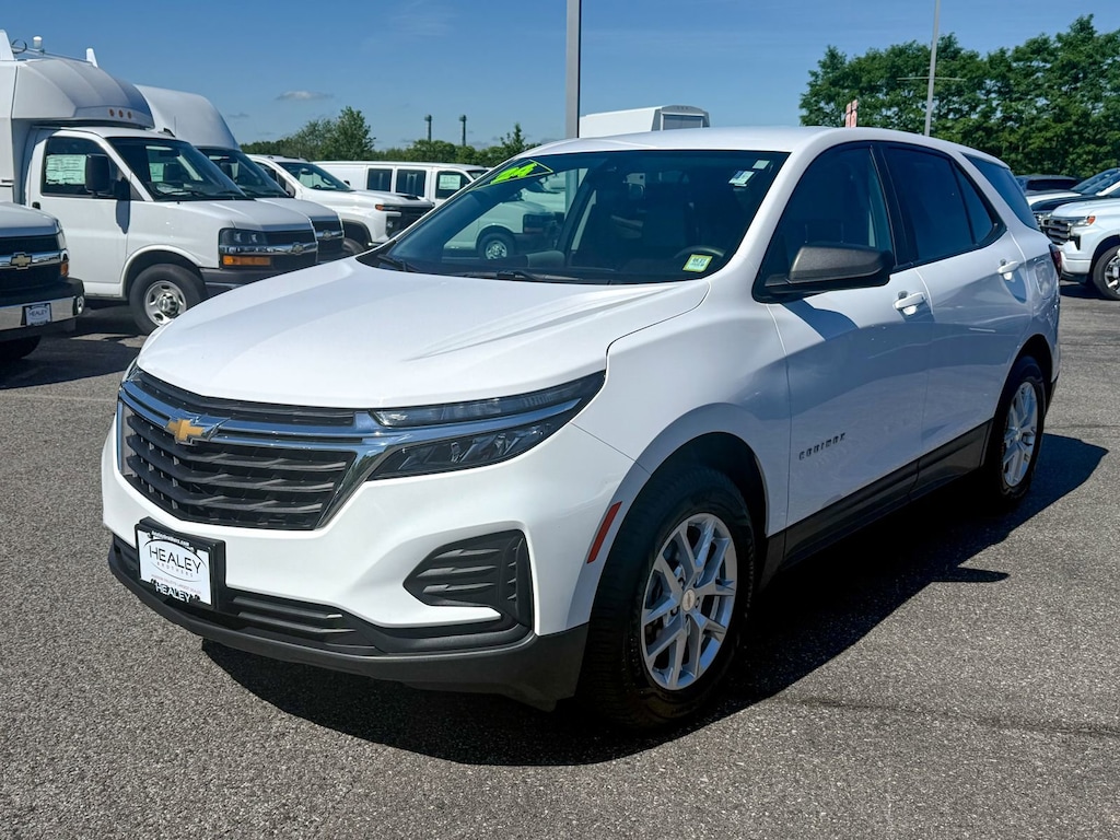 Used 2024 Chevrolet Equinox LS SUV