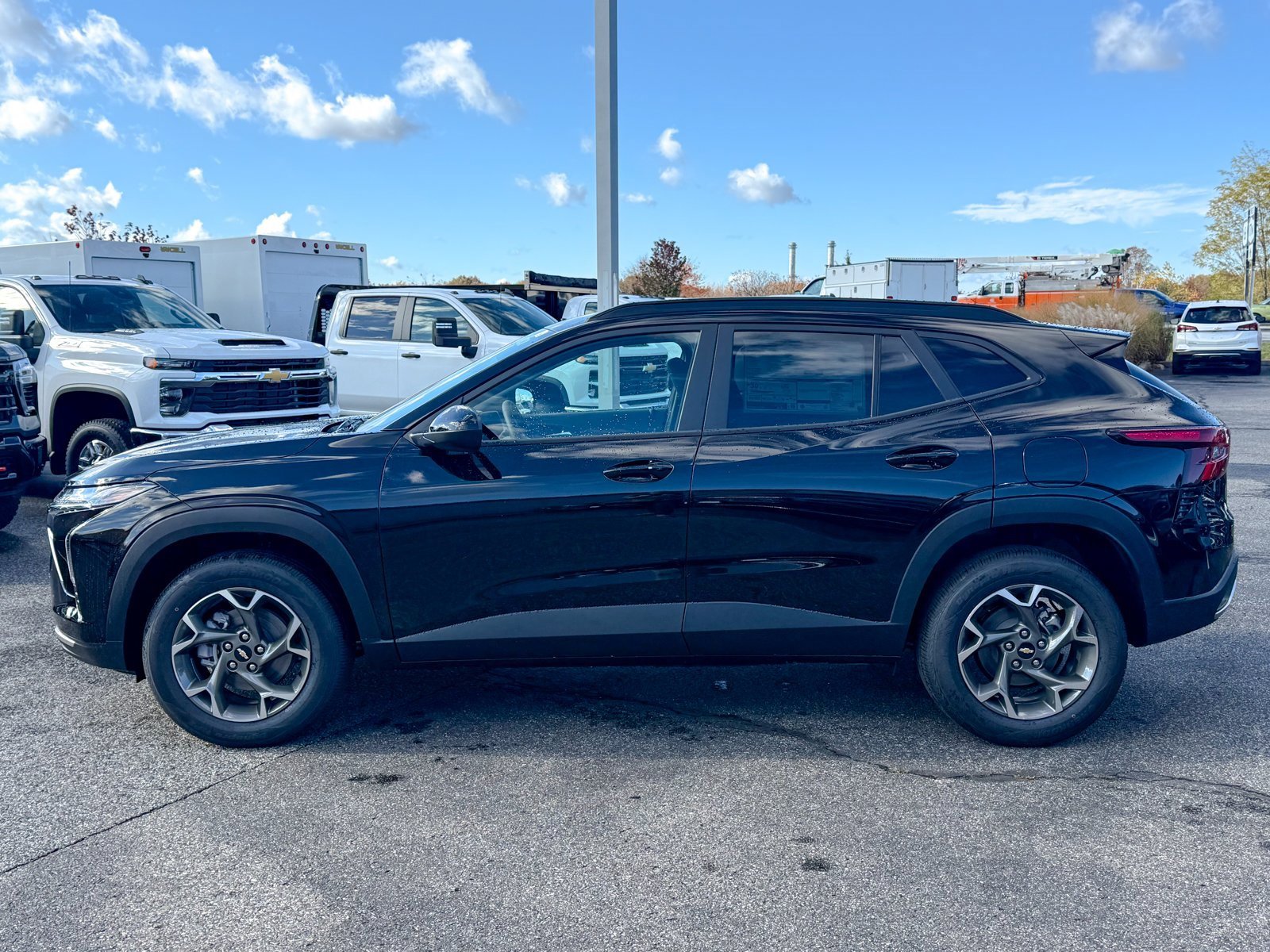 2026 Chevrolet Trax LT photo 4