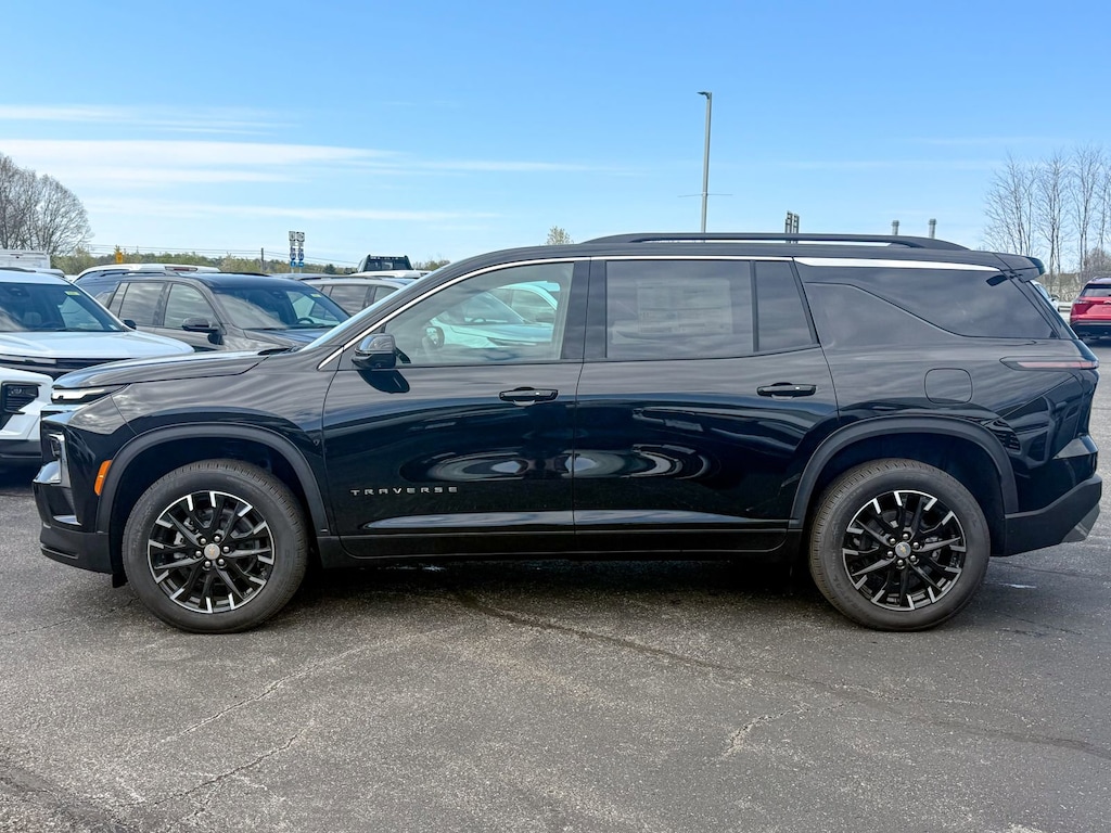 New 2026 Chevrolet Traverse LT SUV