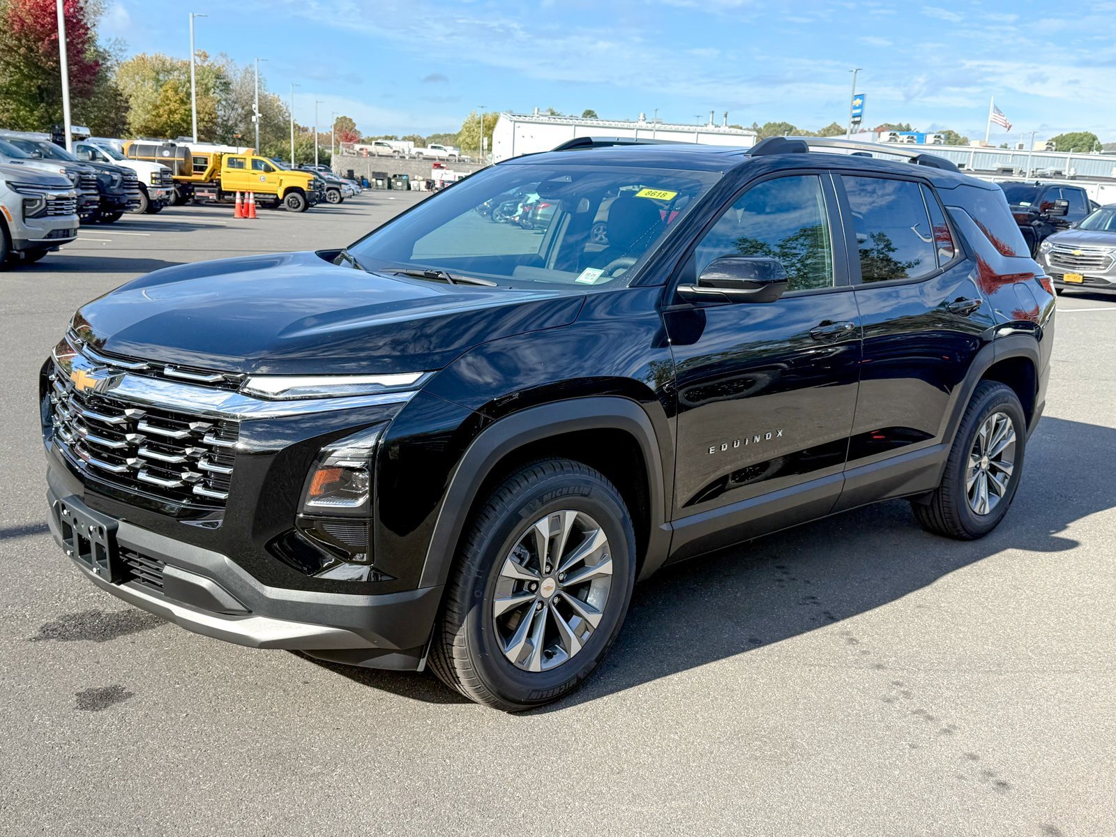 2026 Chevrolet Equinox LT photo 2