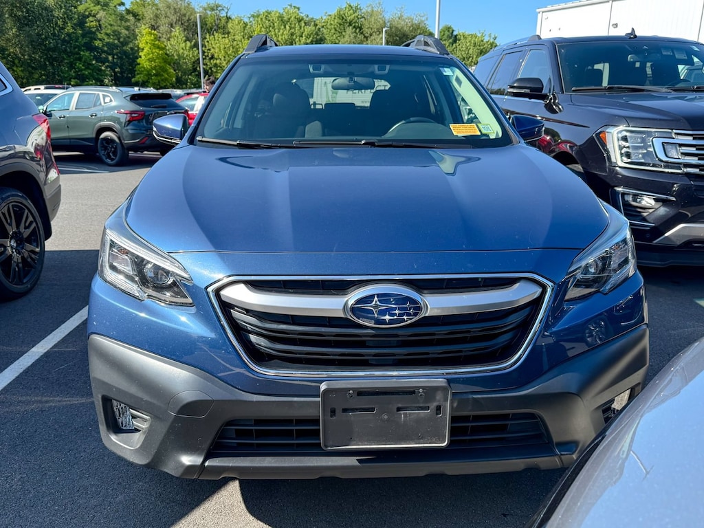 Used 2022 Subaru Outback Premium SUV