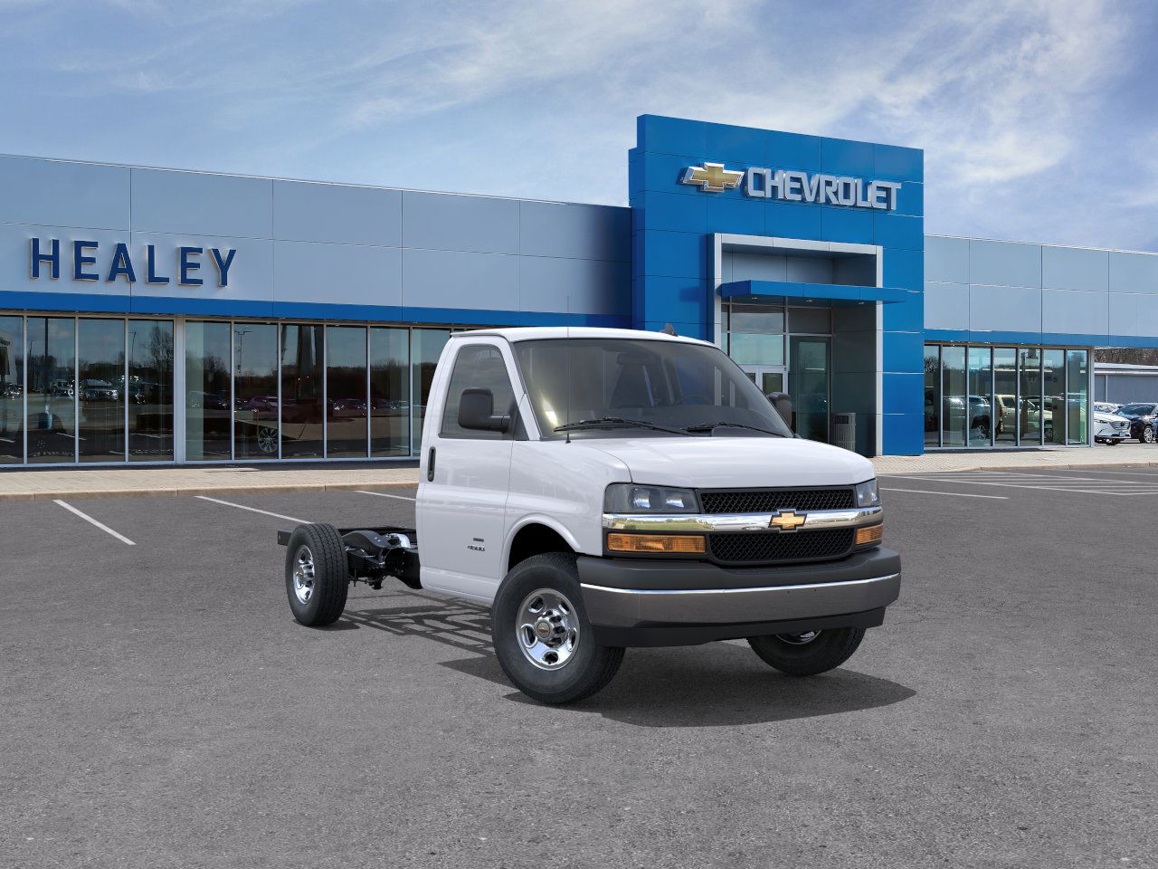 2025 Chevrolet Express Cutaway Base's photo