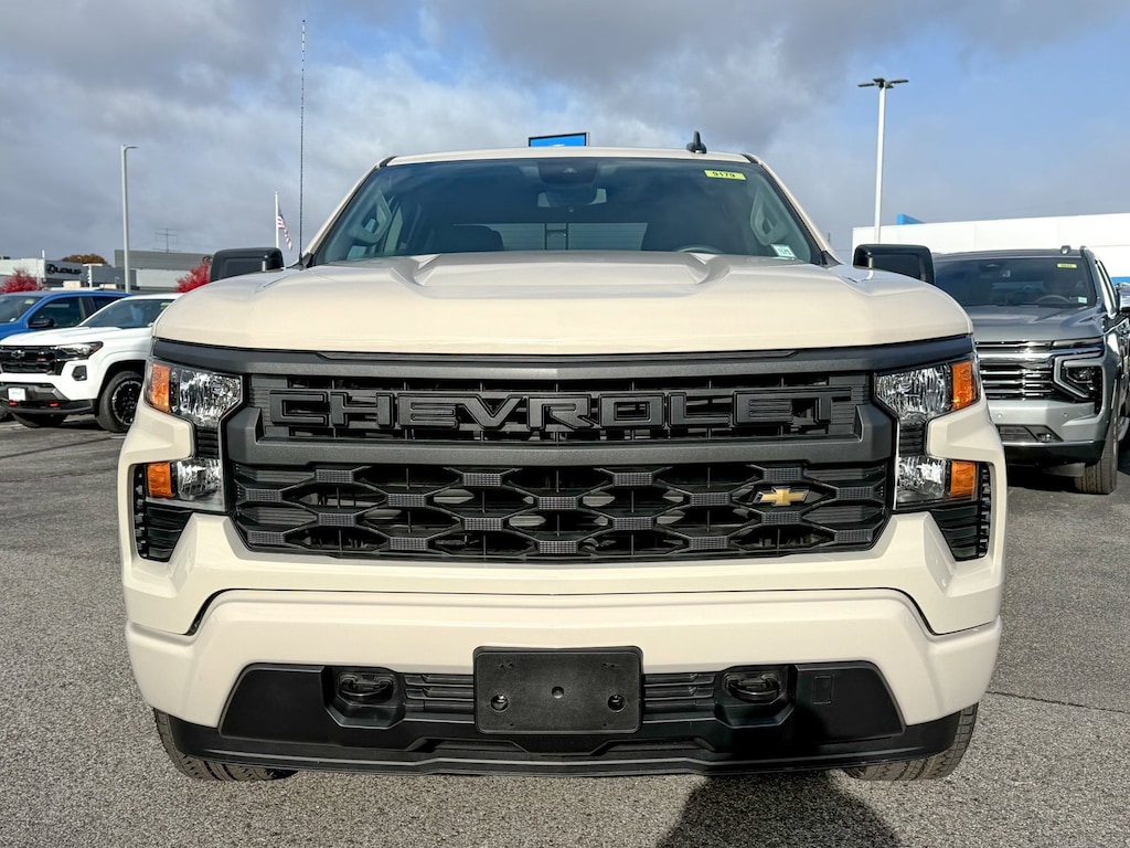 New 2026 Chevrolet Silverado 1500 Custom Truck Crew Cab