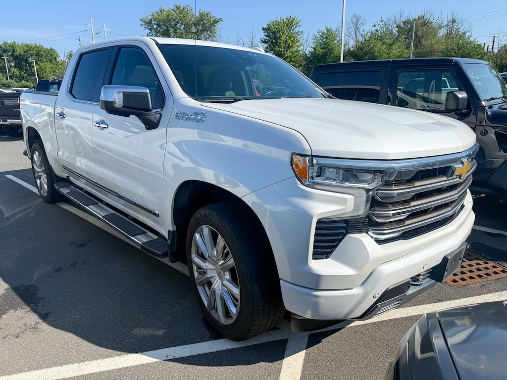 Used 2022 Chevrolet Silverado 1500 High Country Truck Crew Cab