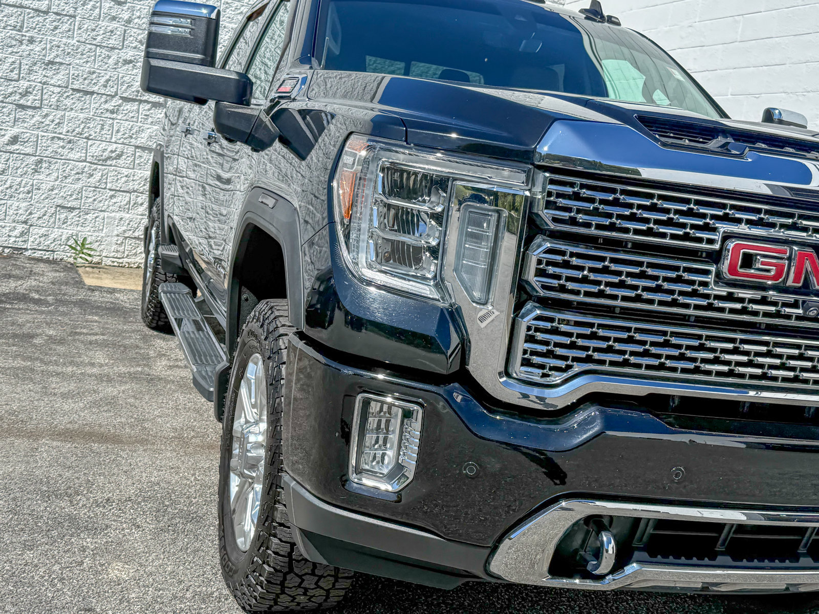 Used 2020 GMC Sierra 2500 HD Denali Truck Crew Cab