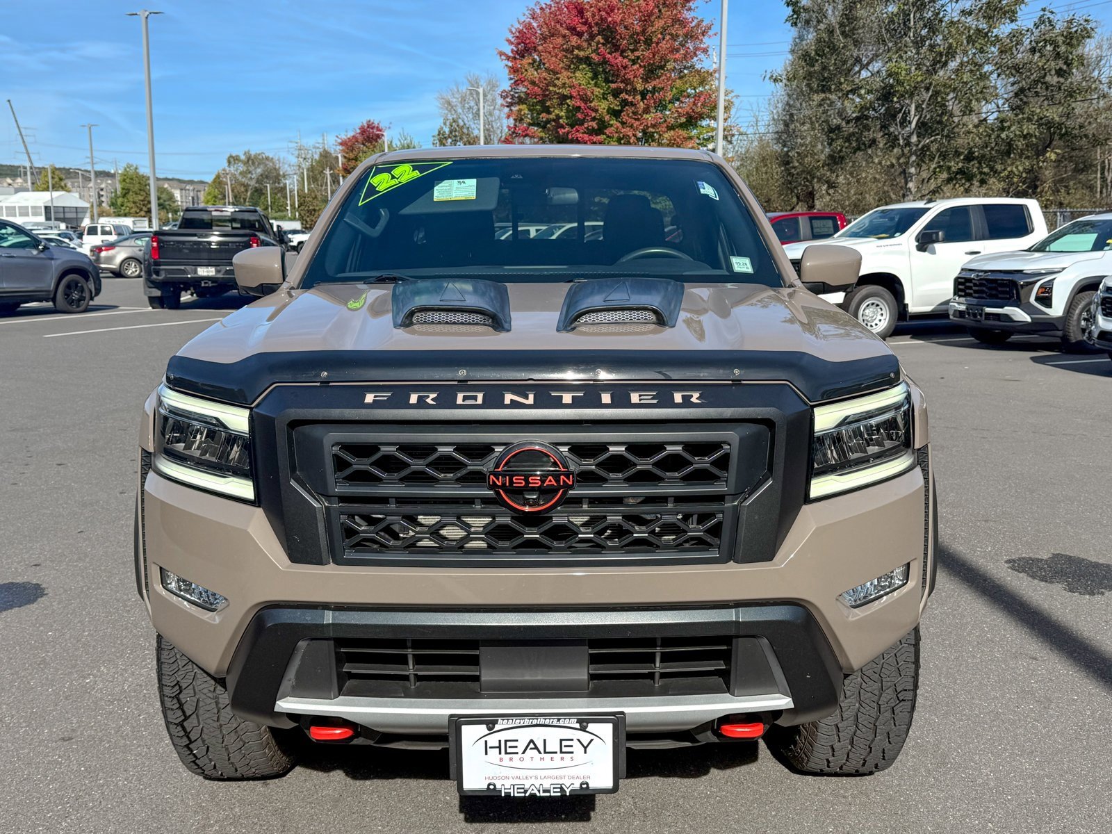2022 Nissan Frontier PRO-4X photo 2