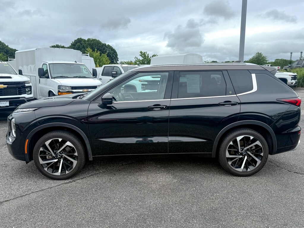Used 2023 Mitsubishi Outlander SEL 40th Anniversary S-AWC SUV