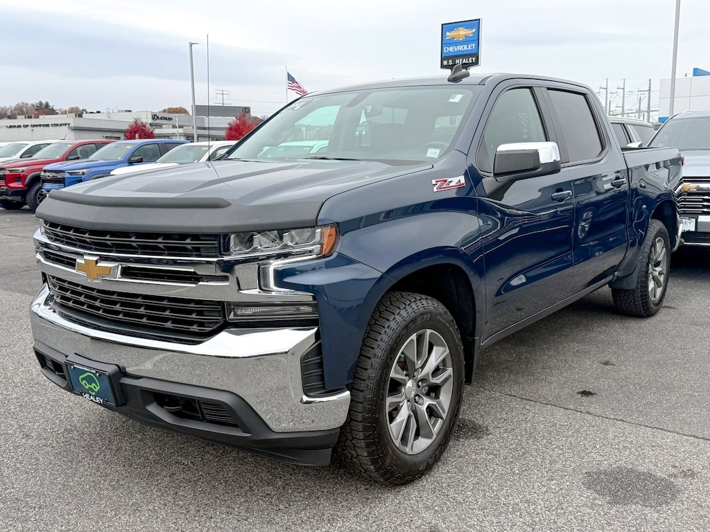 Used 2021 Chevrolet Silverado 1500 LT Truck Crew Cab