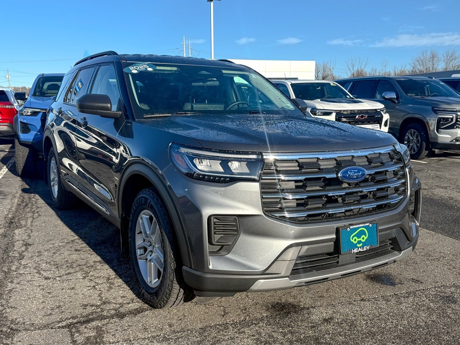 2025 Ford Explorer Active's photo