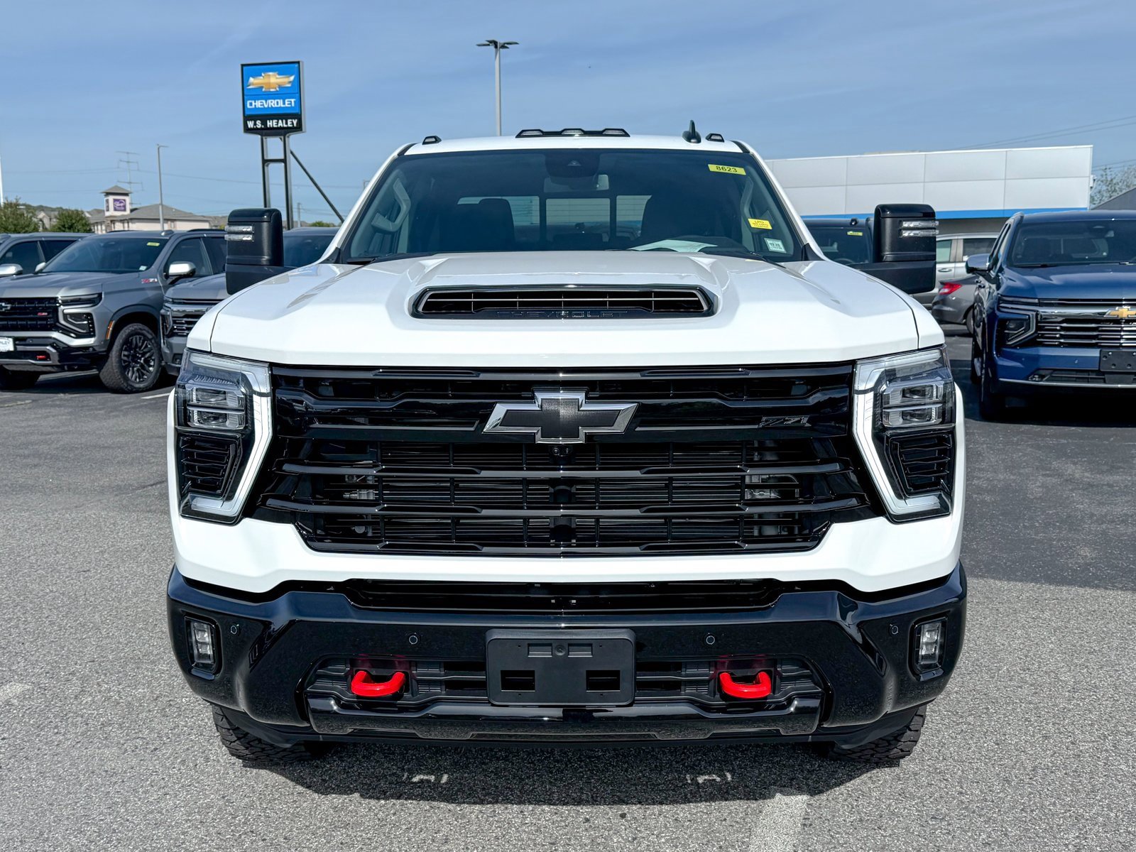 2026 Chevrolet Silverado 2500HD LT photo 2