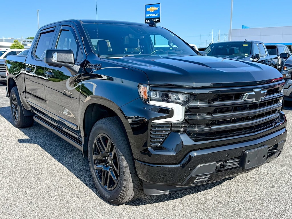 Used 2024 Chevrolet Silverado 1500 High Country Truck Crew Cab