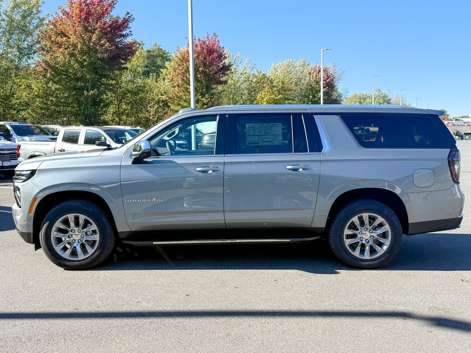 2026 Chevrolet Suburban Premier photo 4