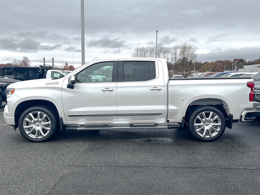 Used 2022 Chevrolet Silverado 1500 High Country Truck Crew Cab