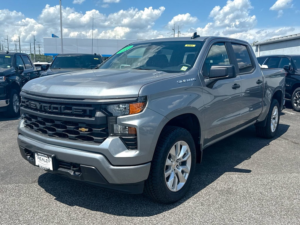 New 2026 Chevrolet Silverado 1500 Custom Truck Crew Cab