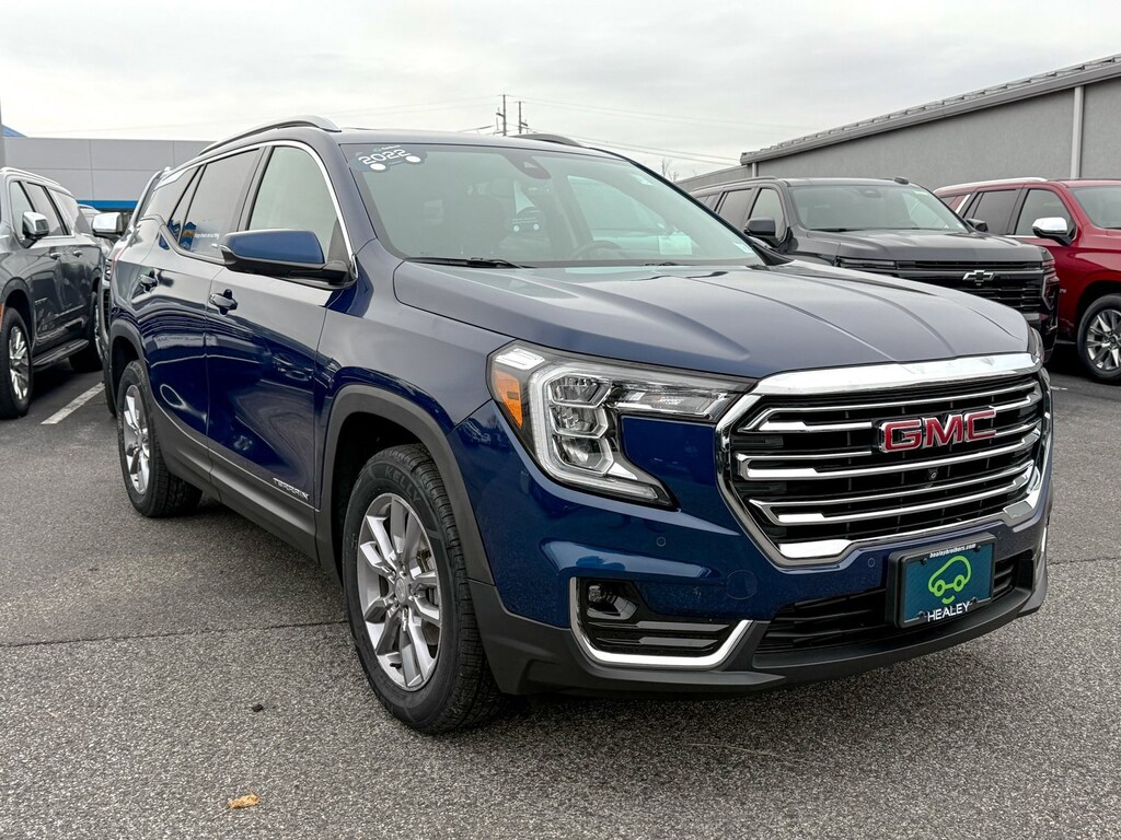Used 2022 GMC Terrain SLT SUV