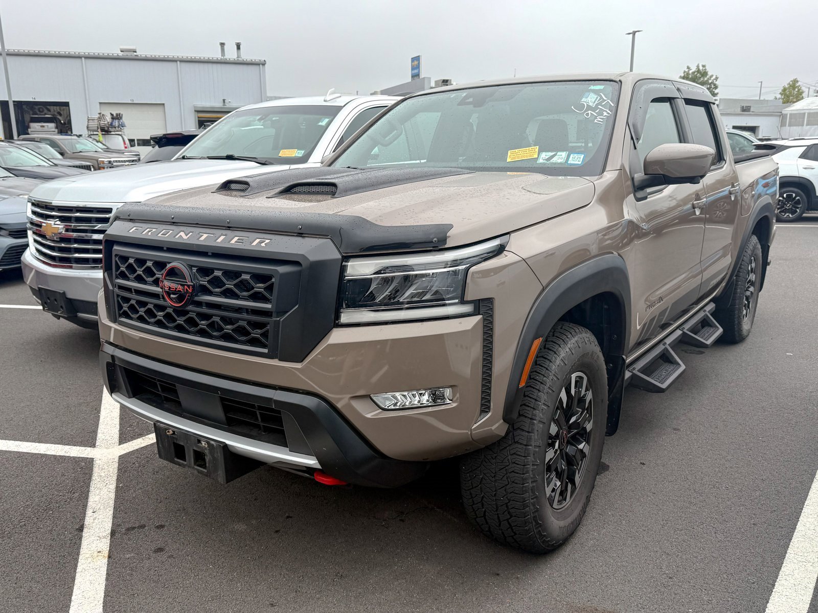 2022 Nissan Frontier PRO-4X photo 3