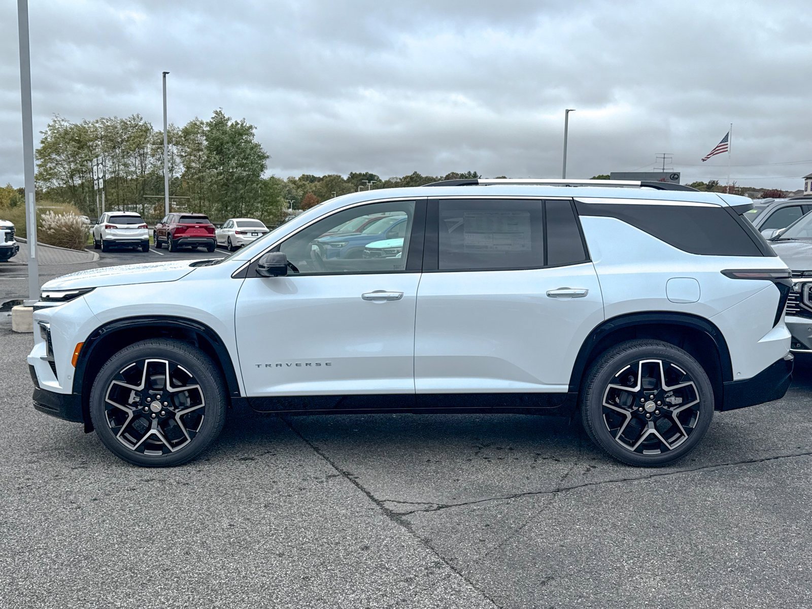 2026 Chevrolet Traverse High Country photo 4