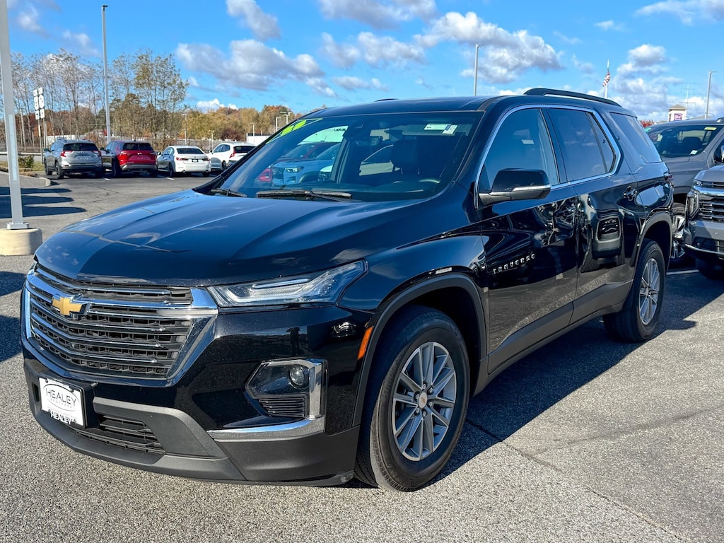 Used 2023 Chevrolet Traverse LT Leather SUV