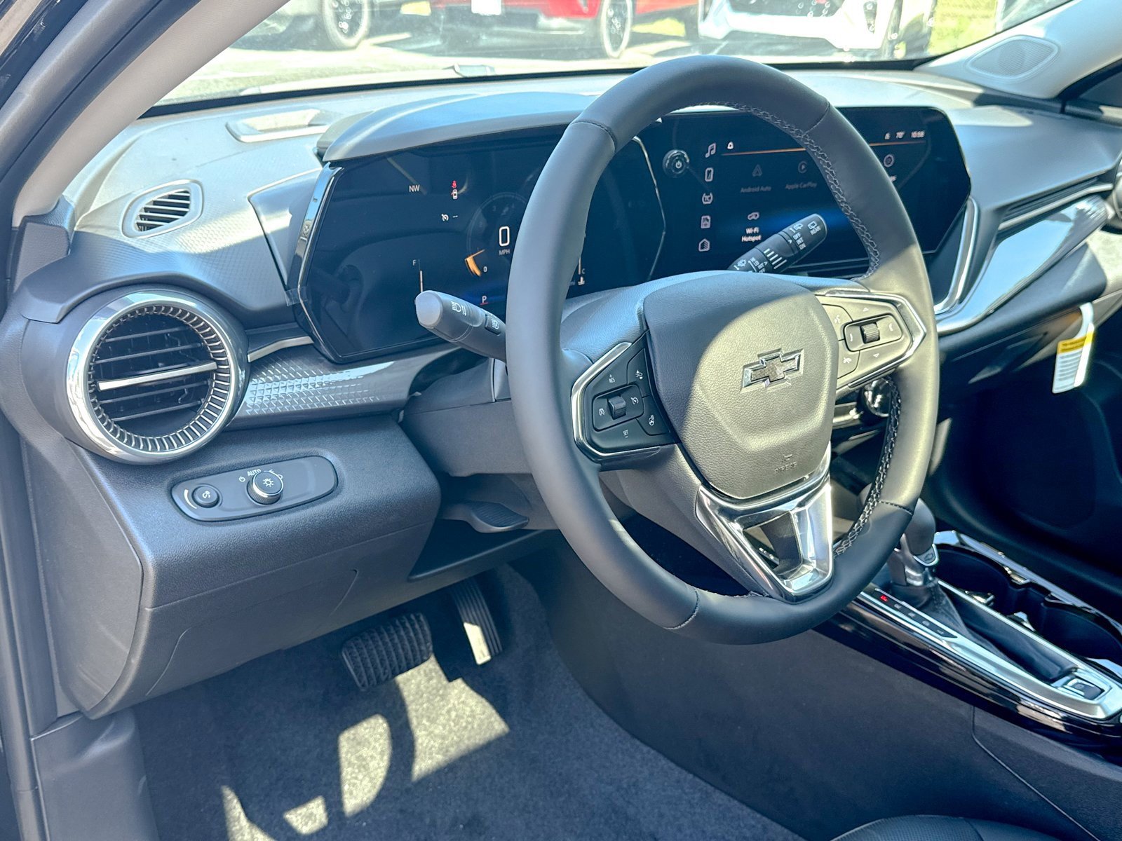 2025 Chevrolet Trax ACTIV photo 3