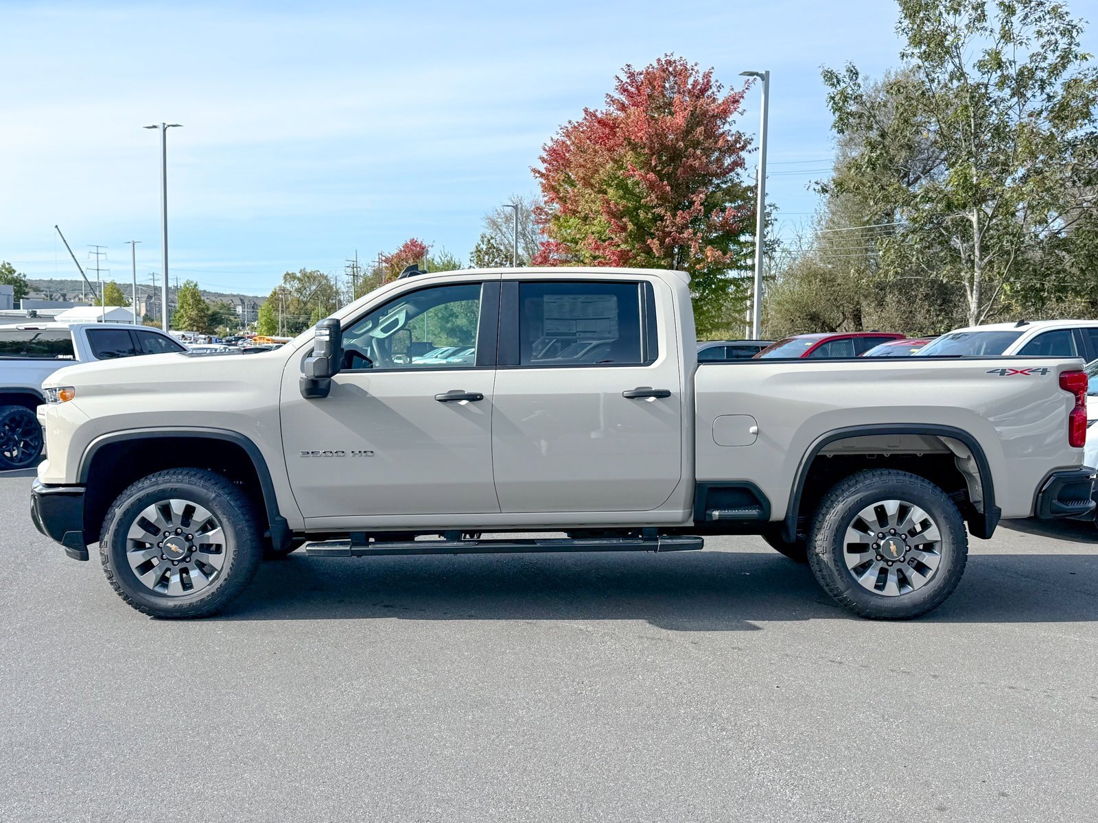 2026 Chevrolet Silverado 2500HD Custom photo 4