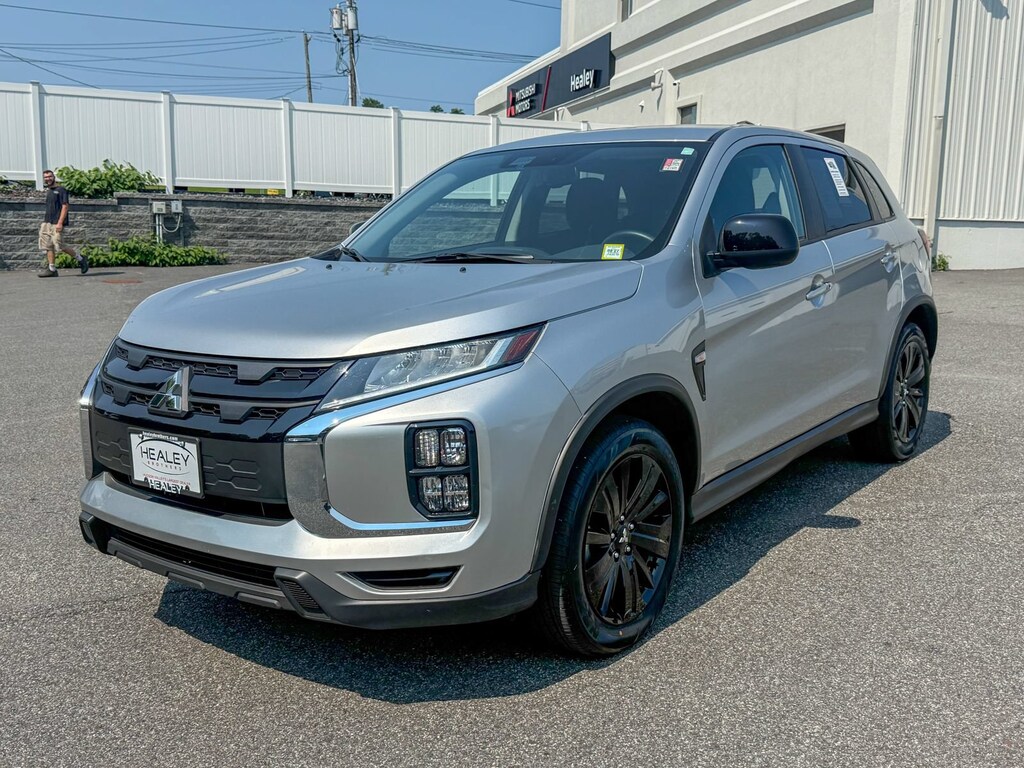 Used 2025 Mitsubishi Outlander Sport 2.0 LE AWC SUV