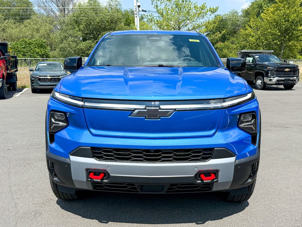 New 2026 Chevrolet Silverado EV Trail Boss - Extended Range Truck Crew Cab
