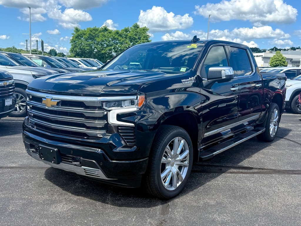 New 2026 Chevrolet Silverado 1500 High Country Truck Crew Cab