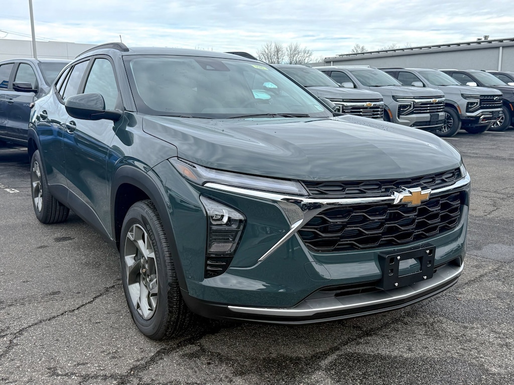 New 2026 Chevrolet Trax LT SUV