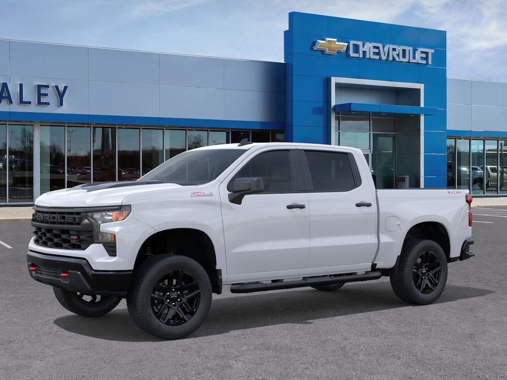 New 2026 Chevrolet Silverado 1500 Custom Trail Boss Truck Crew Cab