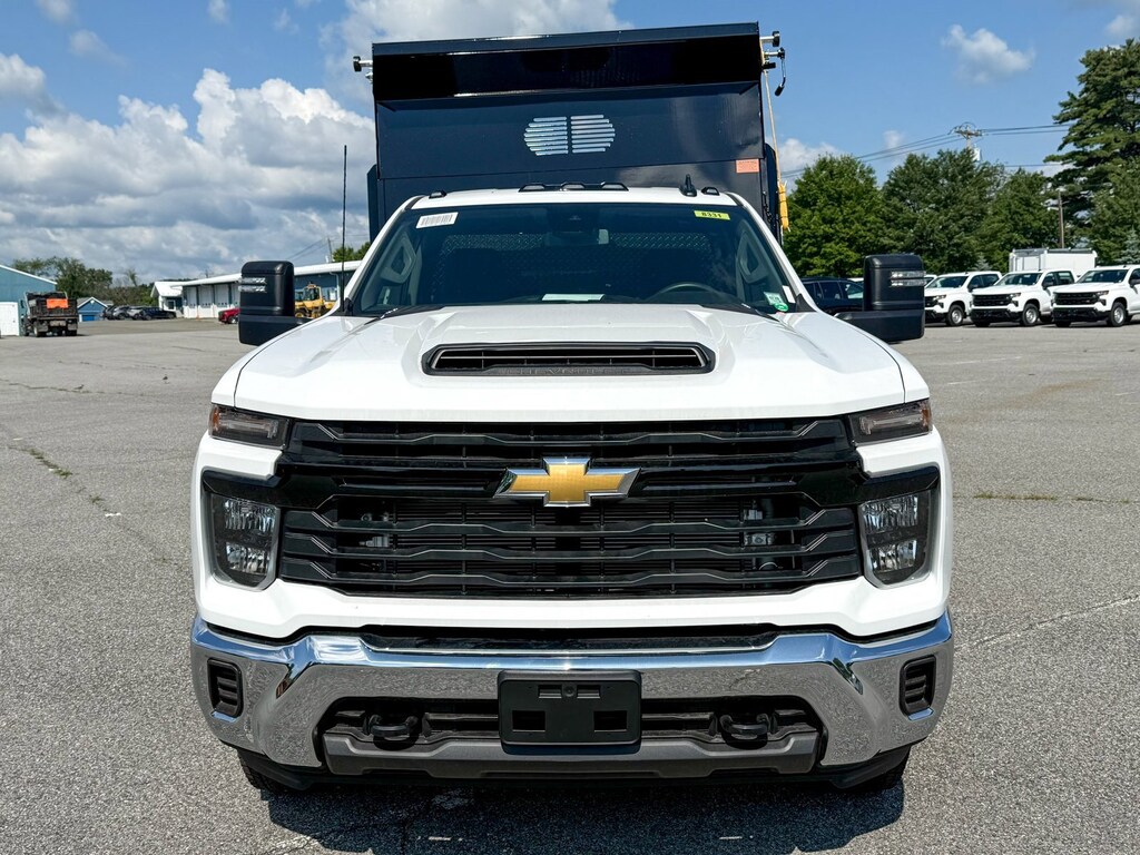 New 2025 Chevrolet Silverado 3500 HD Chassis Cab Work Truck Truck Regular Cab