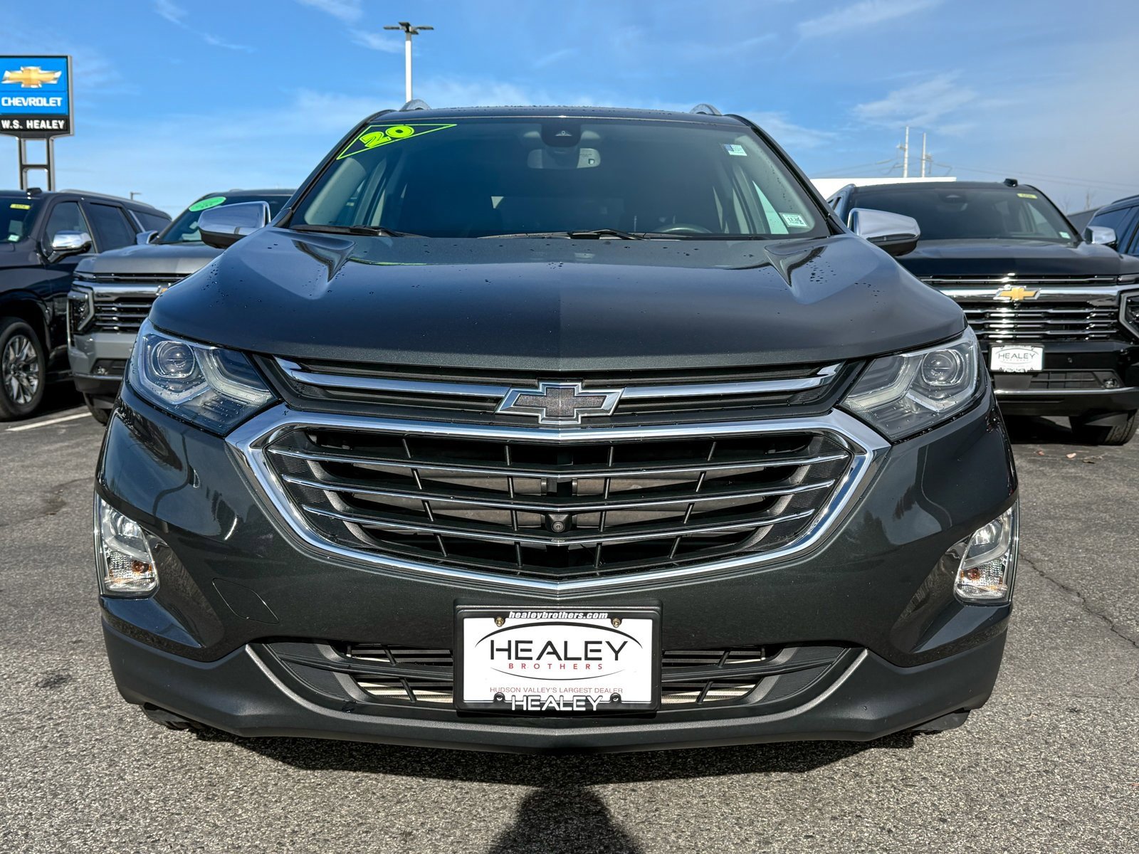 2020 Chevrolet Equinox Premier photo 2