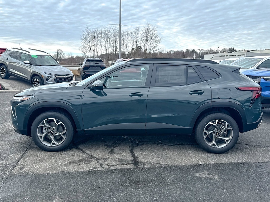 New 2026 Chevrolet Trax LT SUV