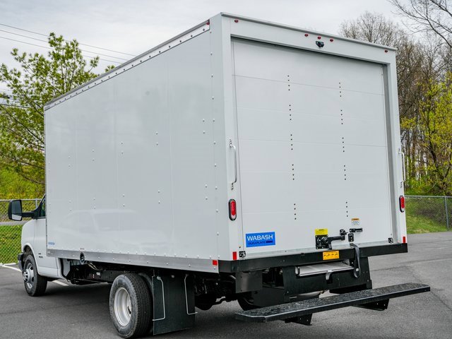2024 Chevrolet Express Cutaway Van photo 2